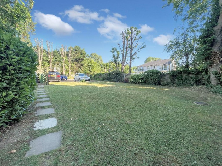 Images for Birdhurst Rise, South Croydon