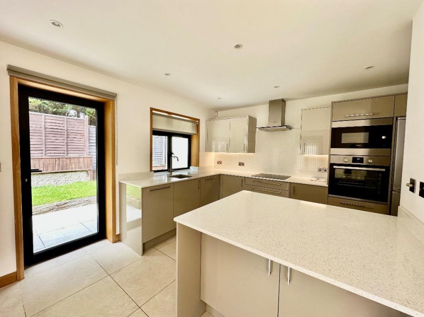 Images for Elmfield Way, Sanderstead