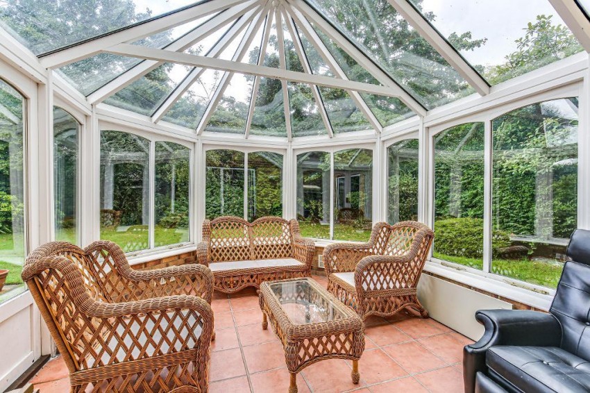 Images for Hillbury Gardens, Warlingham