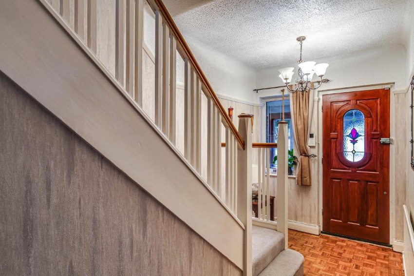 Images for Norfolk Avenue, Sanderstead