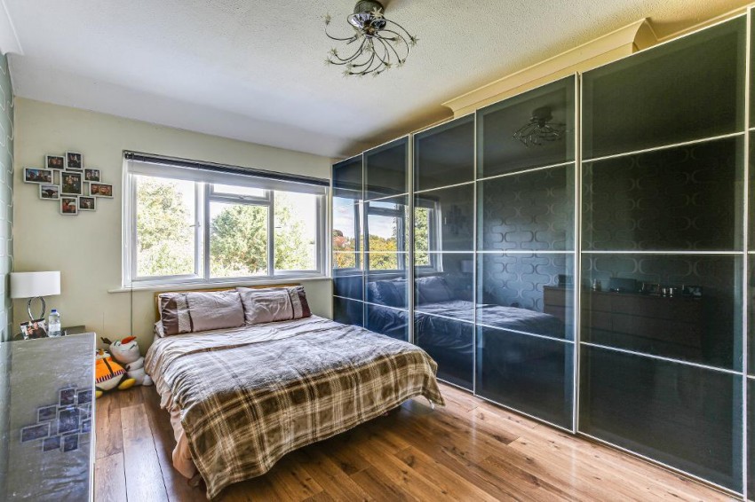Images for Briton Crescent, Sanderstead