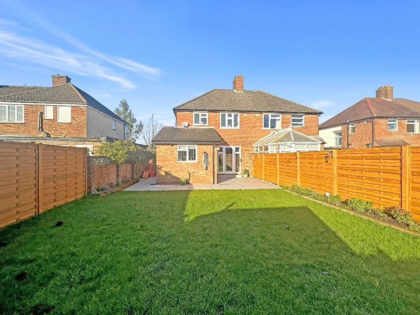Hilton Way, Sanderstead, 3 bedroom, SemiDetached