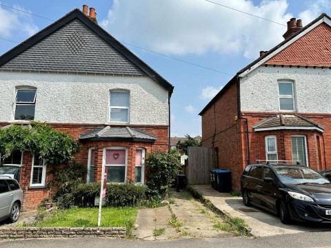 View Full Details for Sunnybank, Warlingham