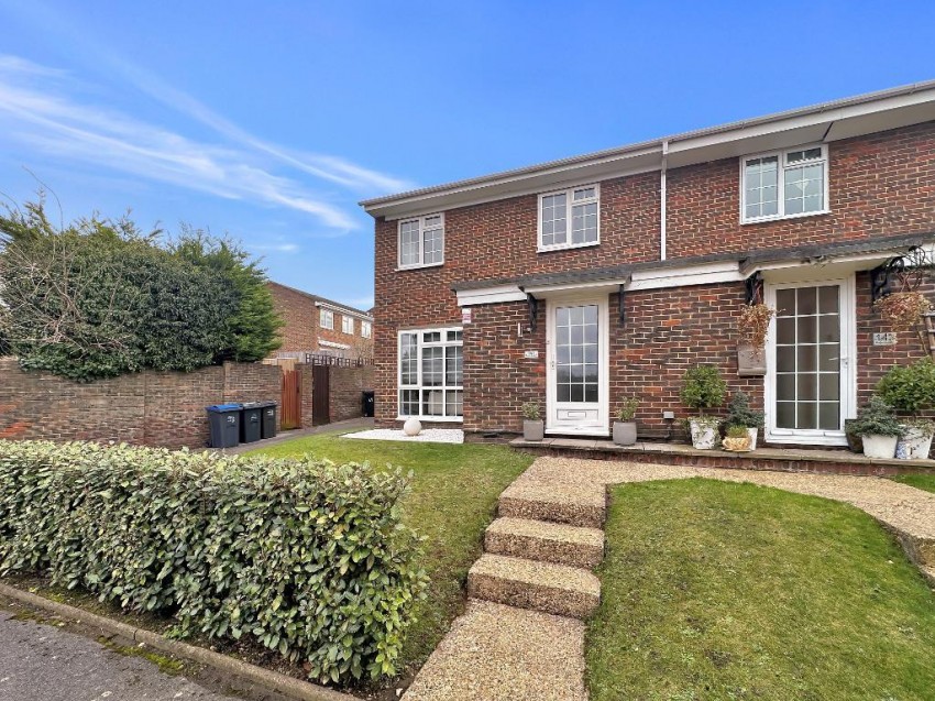 Ridge Langley, Sanderstead, 3 bedroom, End Terraced