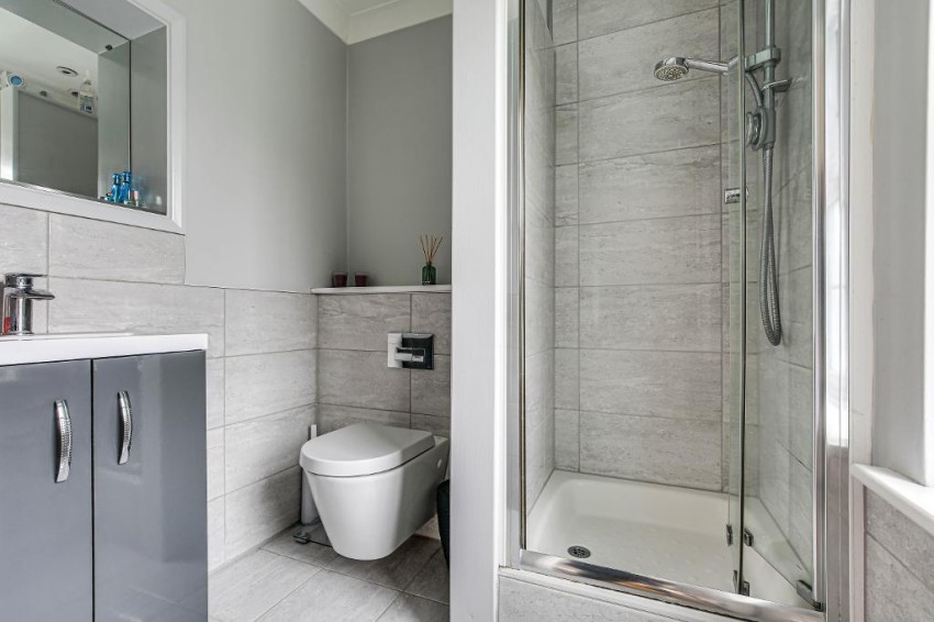 Images for Hillbury Road, Warlingham