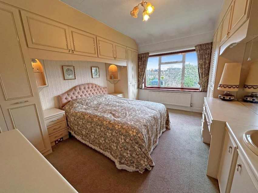 Images for Arundel Avenue, Sanderstead