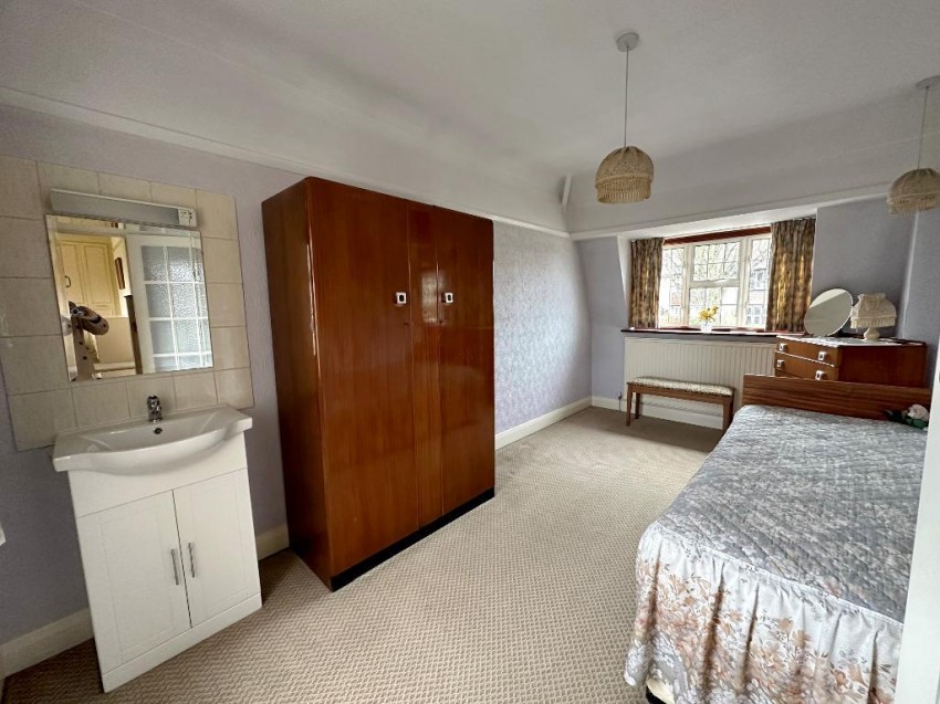 Images for Arundel Avenue, Sanderstead