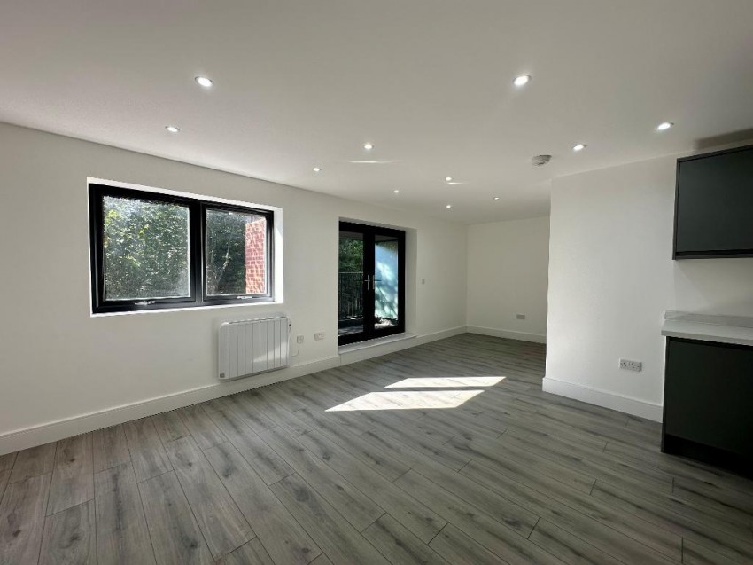 Images for Whyteleafe Hill, Whyteleafe