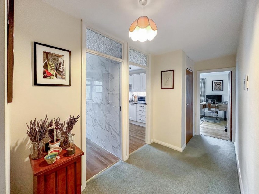 Images for Harewood Road, South Croydon