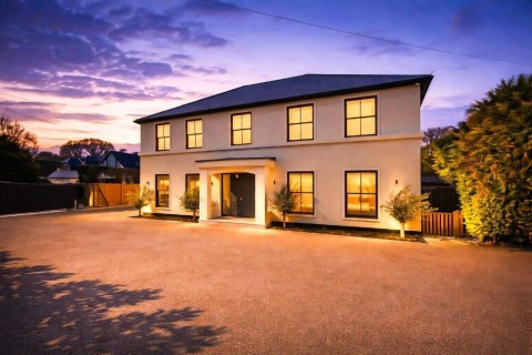 View Full Details for Farleigh Road, Warlingham