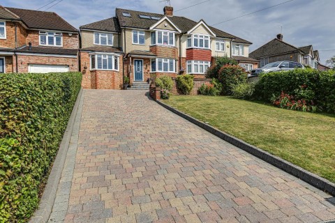 View Full Details for The Ruffetts, South Croydon