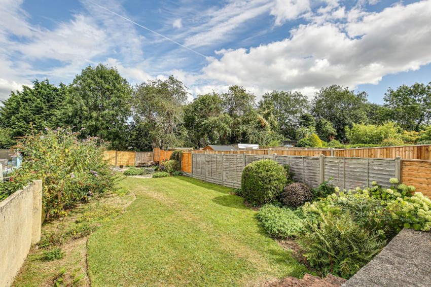 Images for Benhurst Gardens, Selsdon