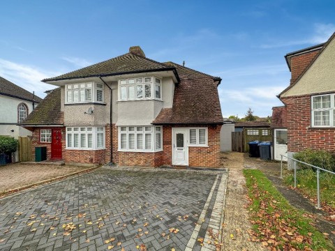 View Full Details for Hillsmead Way, Sanderstead