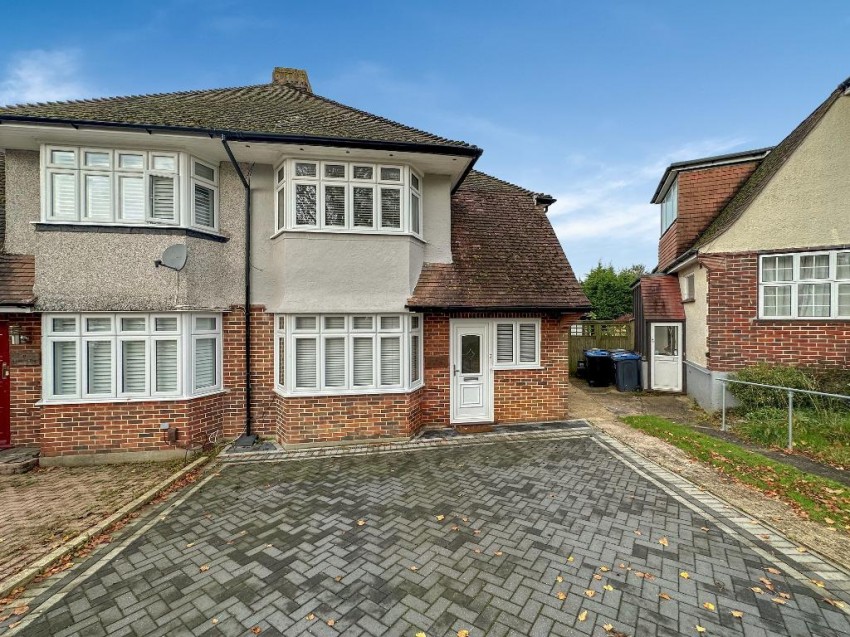 Images for Hillsmead Way, Sanderstead