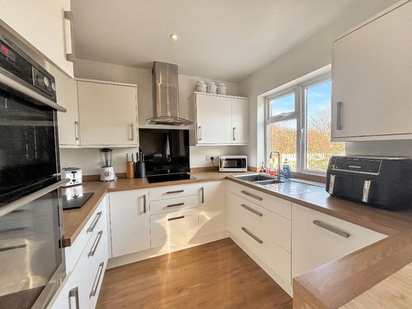 Images for Benhurst Gardens, South Croydon