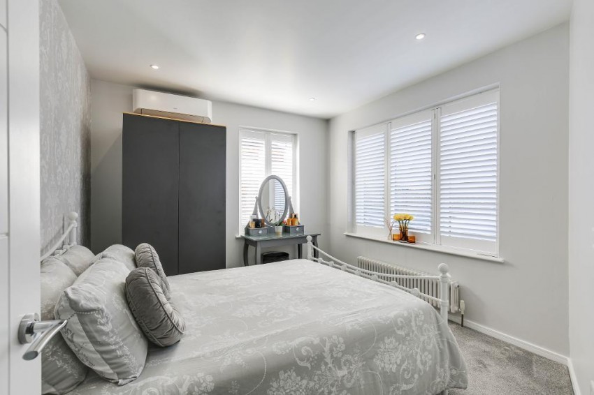 Images for Essendene Road, Caterham