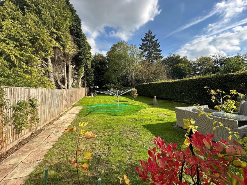 Images for Essendene Road, Caterham