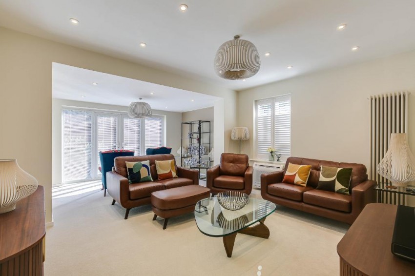 Images for Essendene Road, Caterham