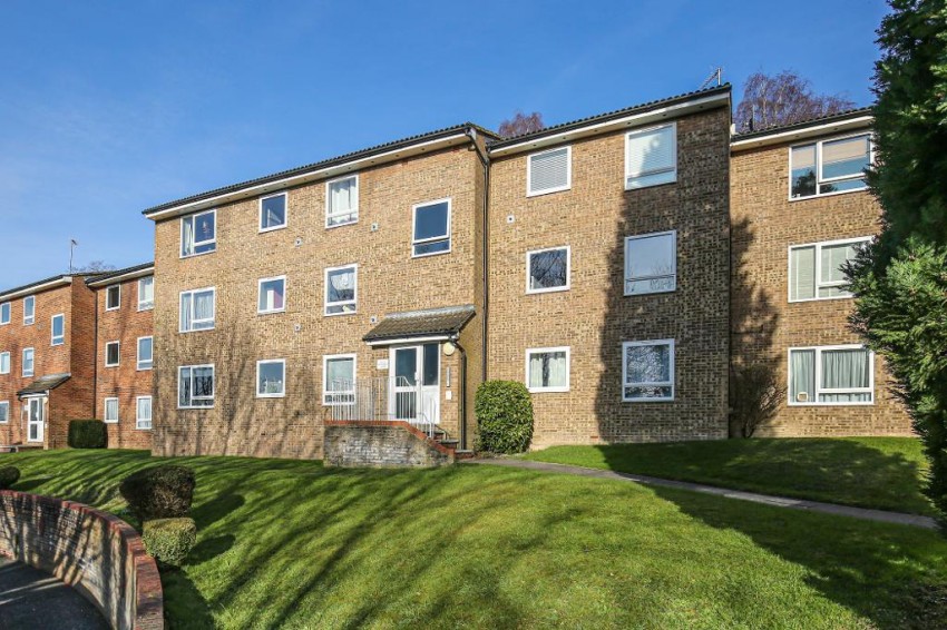 Images for Montana Close, Sanderstead