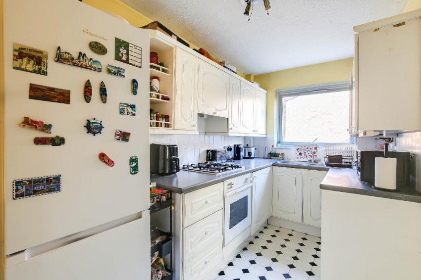 Images for Montana Close, Sanderstead