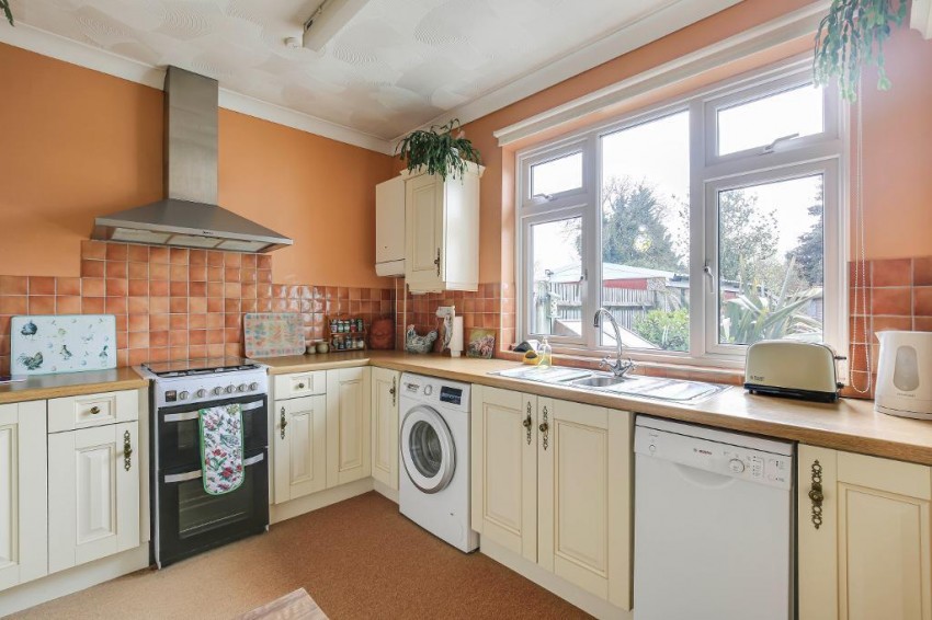 Images for Buxton Lane, Caterham