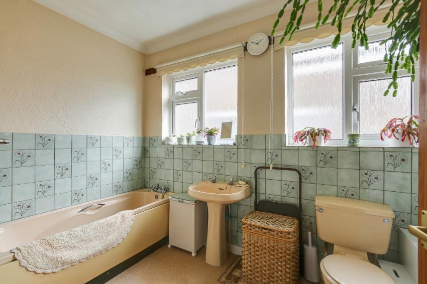 Images for Buxton Lane, Caterham