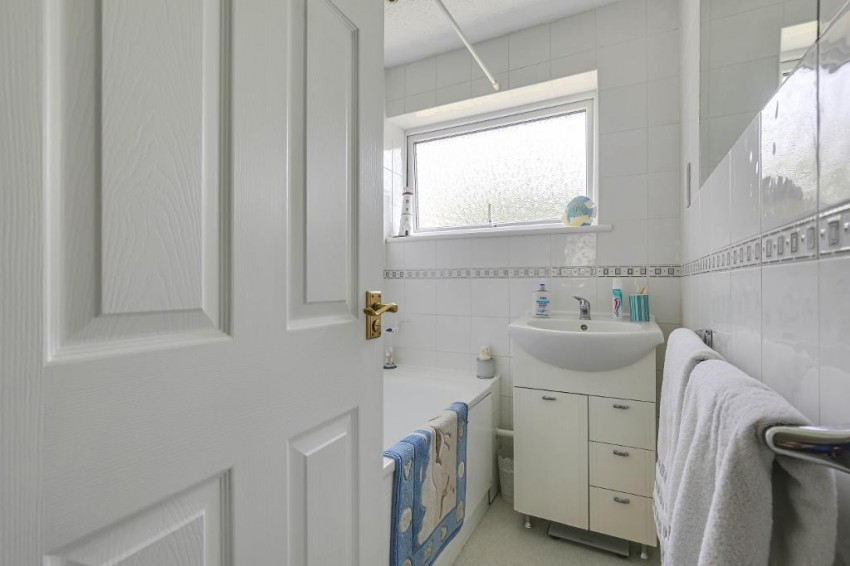 Images for Albatross Gardens, South Croydon