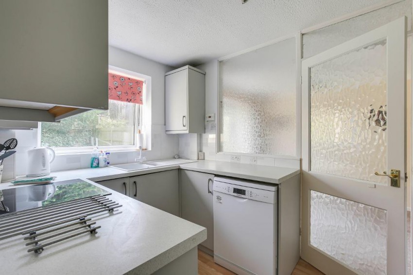 Images for Albatross Gardens, South Croydon