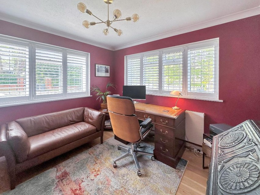 Images for Castlemaine Avenue, South Croydon