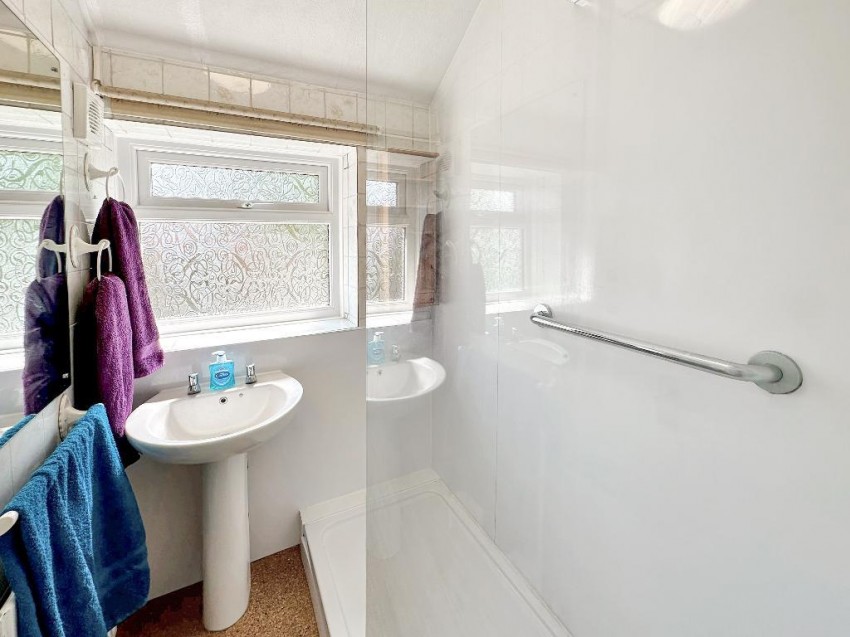 Images for Copthorne Rise, Sanderstead