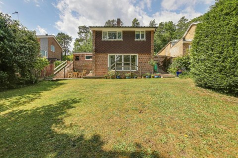 View Full Details for Hollingsworth Road, South Croydon