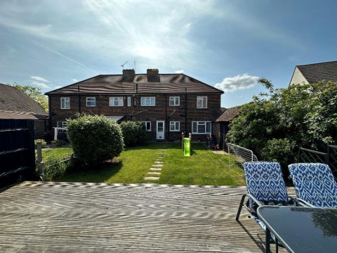 View Full Details for Meadway, Warlingham