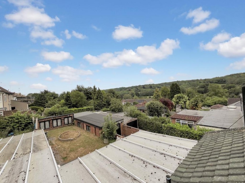 Images for Old Farleigh Road, Selsdon