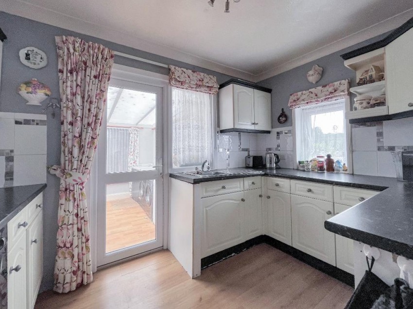 Images for Old Farleigh Road, Selsdon