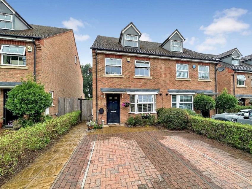 Images for White Hill Close, Caterham