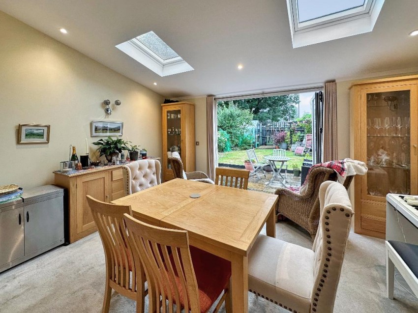 Images for White Hill Close, Caterham