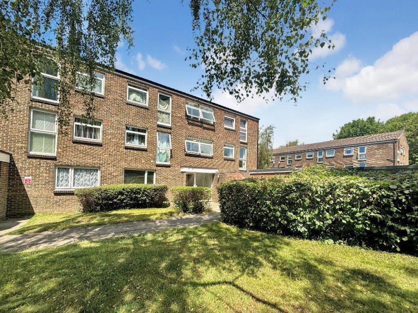 Images for Woodpecker Mount, Selsdon