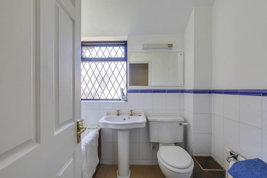 Images for Overhill, Warlingham