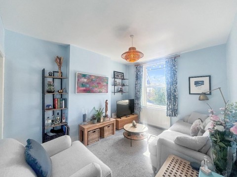 View Full Details for Dering Road, Croydon