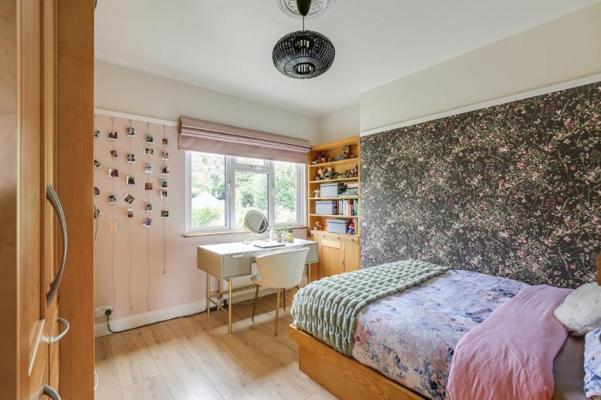 Images for Briton Hill Road, Sanderstead