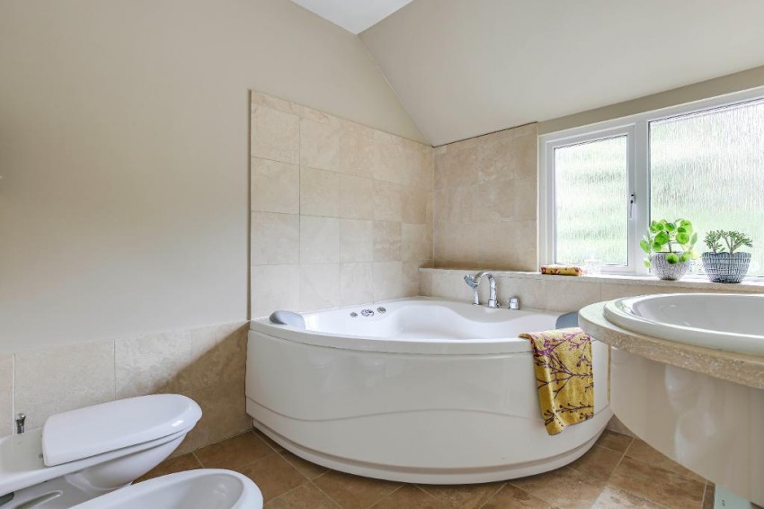 Images for Briton Hill Road, Sanderstead