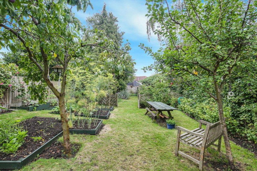 Images for Briton Hill Road, Sanderstead