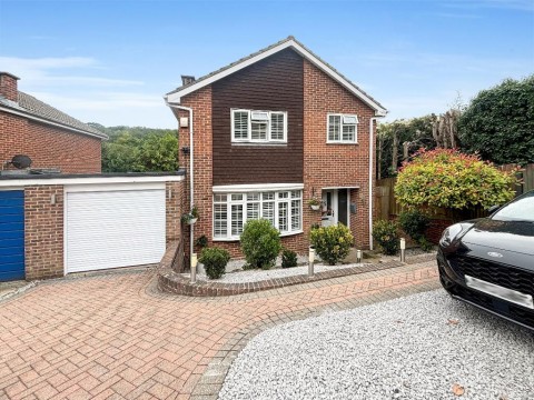 View Full Details for Wagtail Gardens, South Croydon