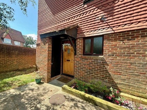 View Full Details for Marigold Way, Croydon