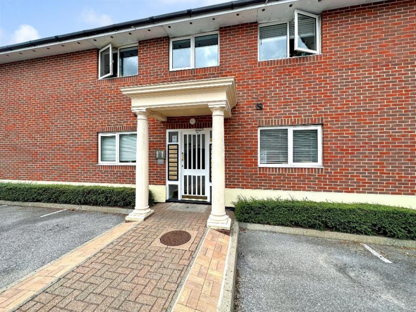 Images for Sanderstead, South Croydon