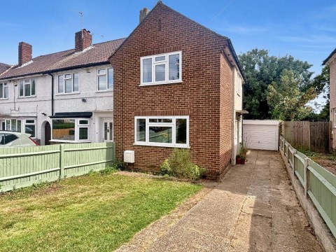 View Full Details for Gascoigne Road, South Croydon