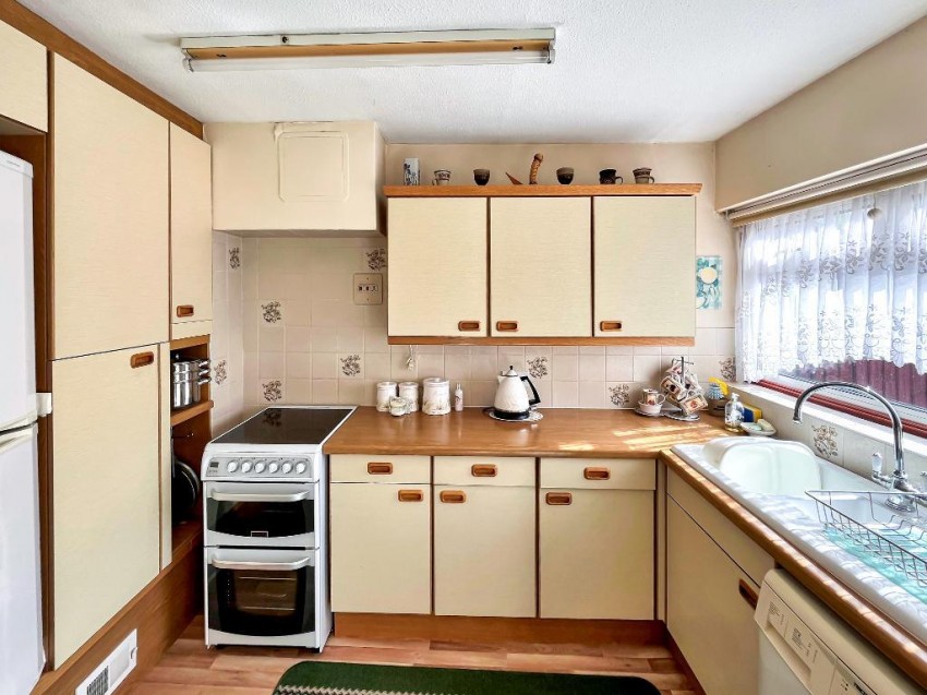 Images for Courtwood Lane, Selsdon