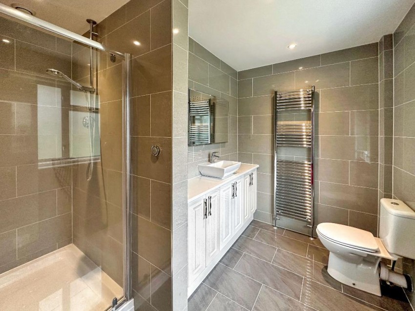 Images for Onslow Gardens, South Croydon