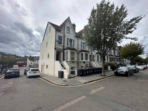 View Full Details for Heathfield Road, 78 Heathfield Road, South Croydon