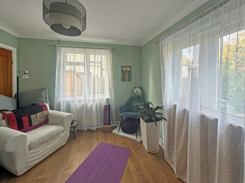 Images for Blacksmiths Hill, Sanderstead